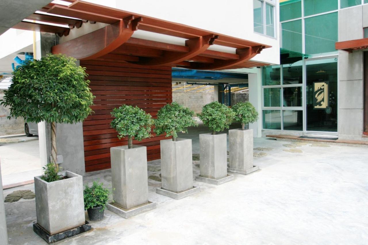 Bansabai Sabaidee Service Apartment กรุงเทพมหานคร ภายนอก รูปภาพ